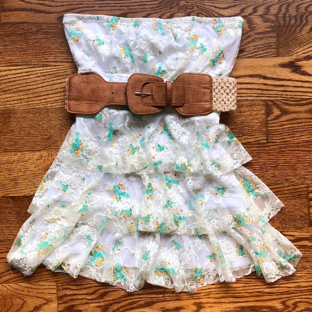 Strapless Top with belt